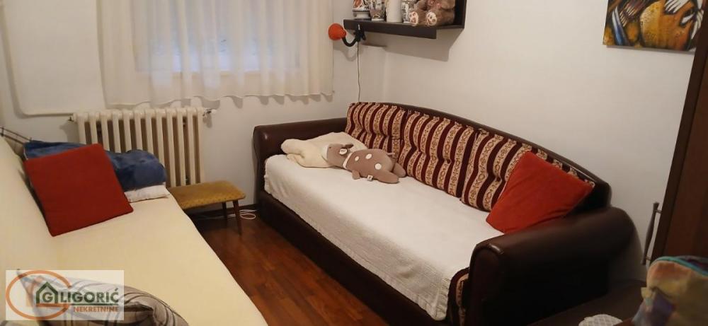 Glavna slika -Ismeta Mujezonovića, Trosoban stan na prodaju, 78m2, 229.900€