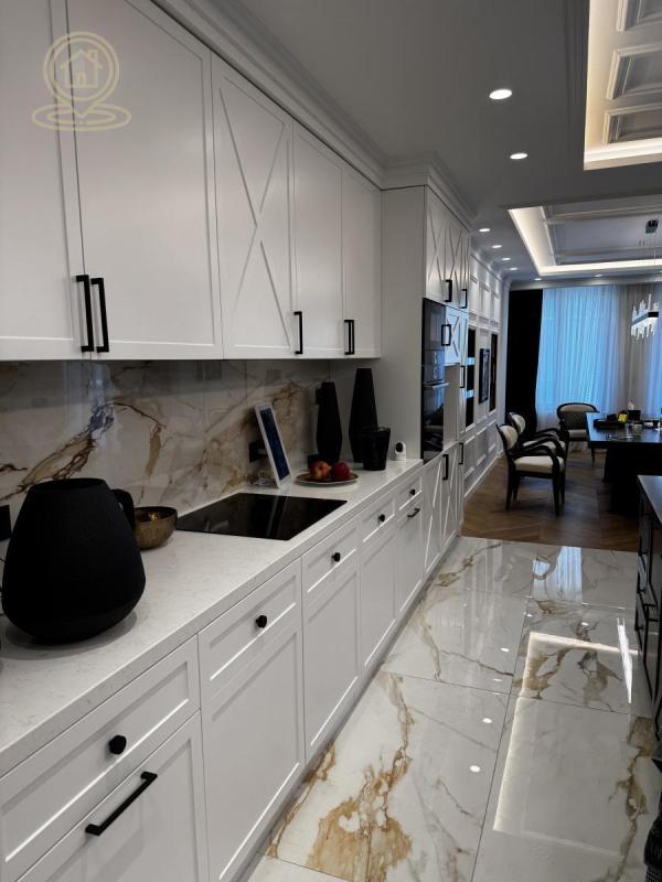 Slika 2 - Četvorosoban stan na prodaju, 260m2, 1.770.000€