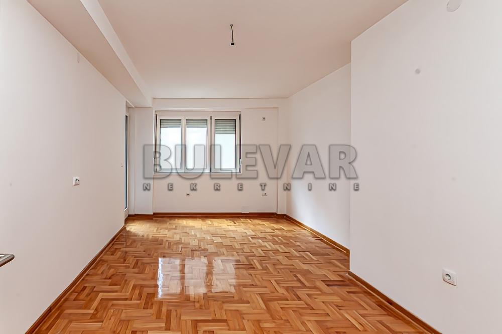 Slika 10 - Zetska, Četvorosoban stan na prodaju, 99m2, 170.000€