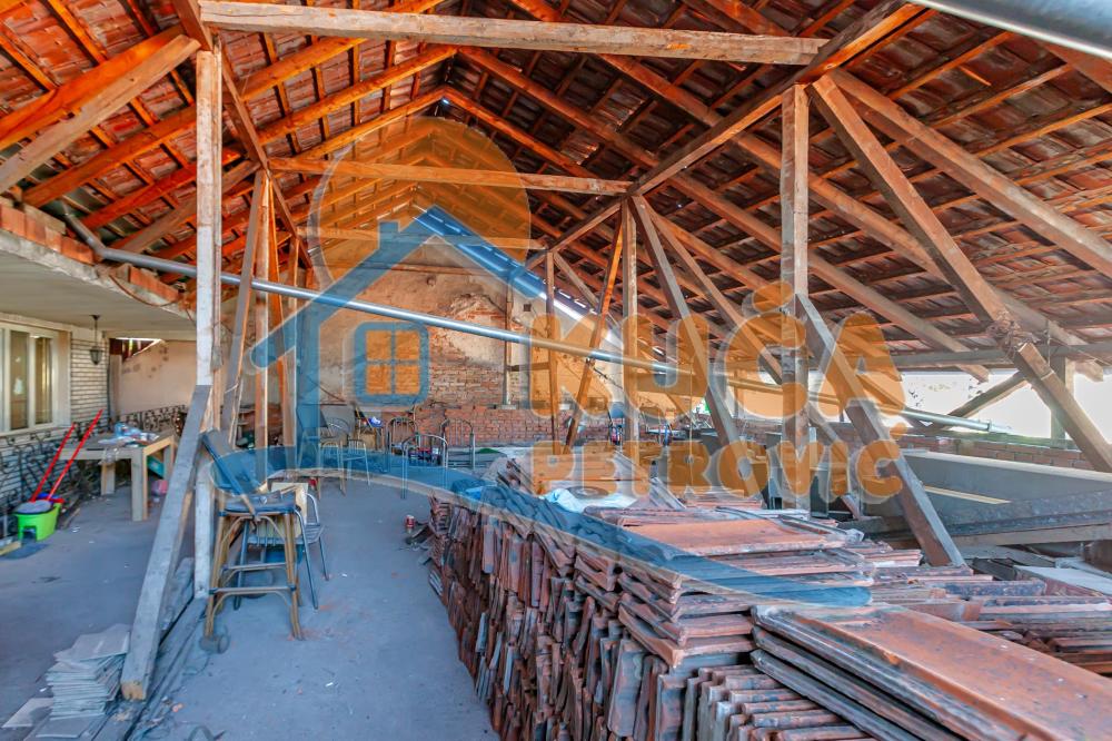 Slika 11 - Bulevar 12. februar,  Lokal na prodaju, 345m2, 650.000€