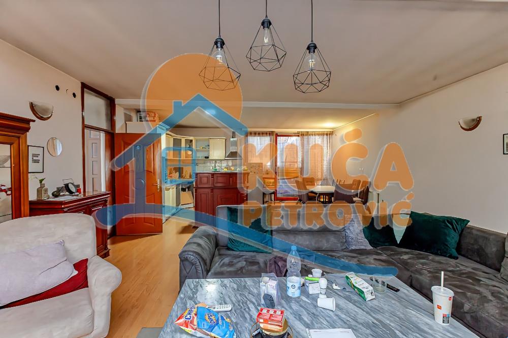 Slika 3 - Bulevar 12. februar,  Lokal na prodaju, 345m2, 650.000€