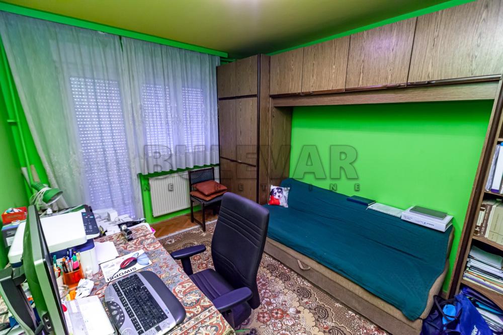 Slika 10 - Durmitorska,  Kuća na prodaju, 330m2, 290.000€