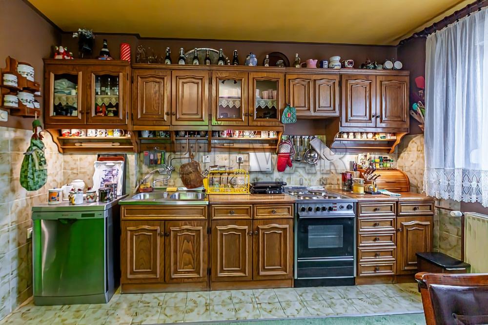 Slika 5 - Durmitorska,  Kuća na prodaju, 330m2, 290.000€