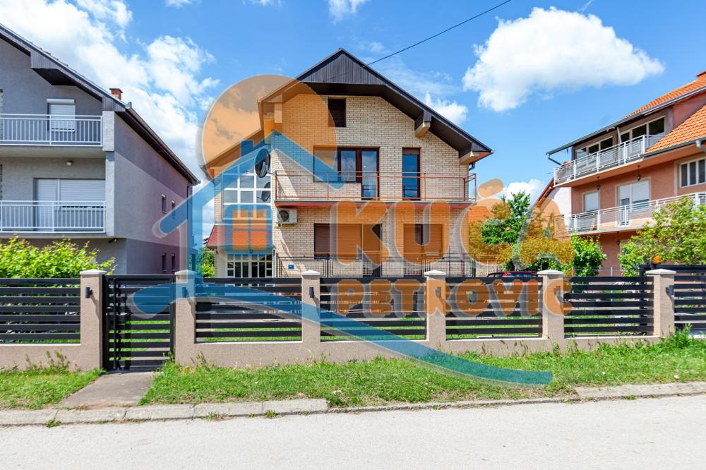 Slika 2 - Jadranska,  Kuća na prodaju, 270m2, 210.000€