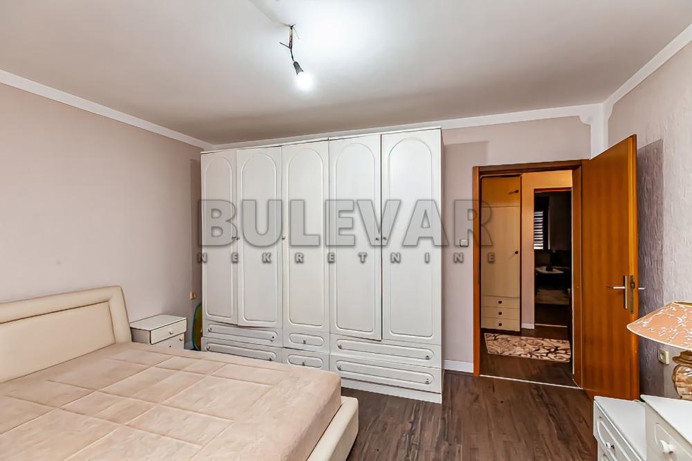 Slika 11 - Jadranska,  Kuća na prodaju, 270m2, 210.000€