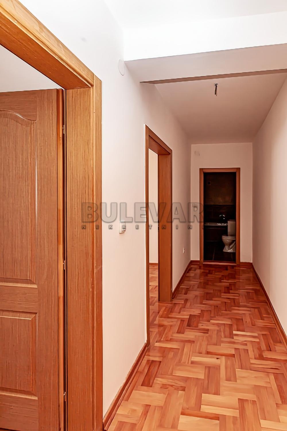 Slika 4 - Zetska, Troiposoban stan na prodaju, 99m2, 170.000€