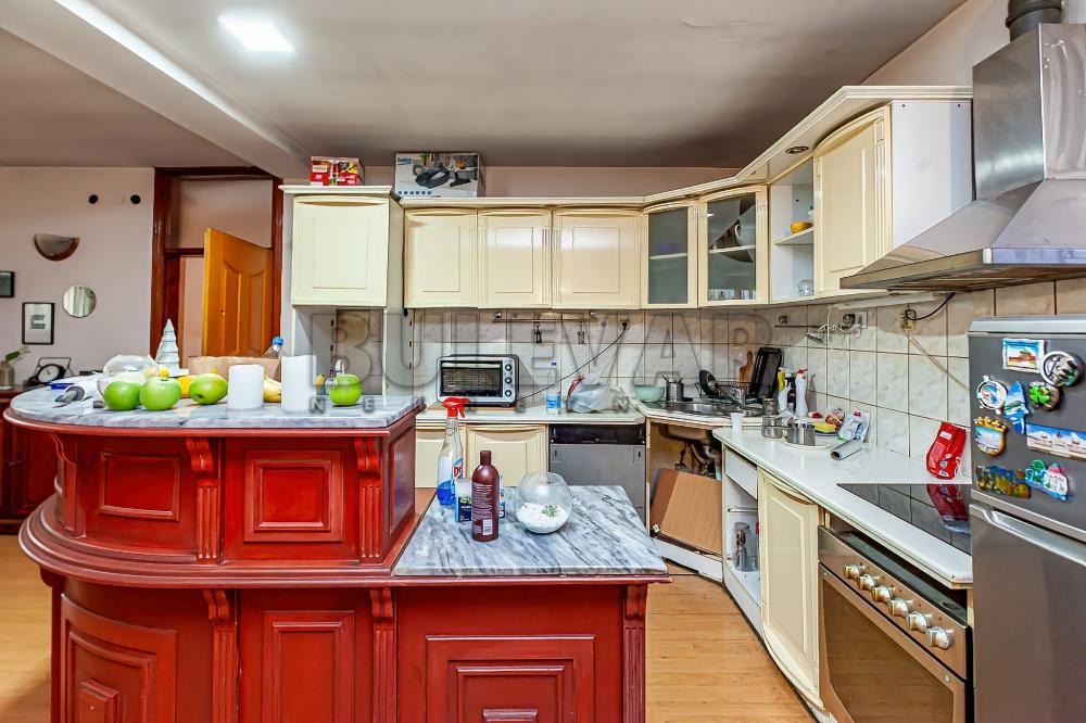 Slika 1 - Bulevar 12. februar,  Lokal na prodaju, 345m2, 650.000€