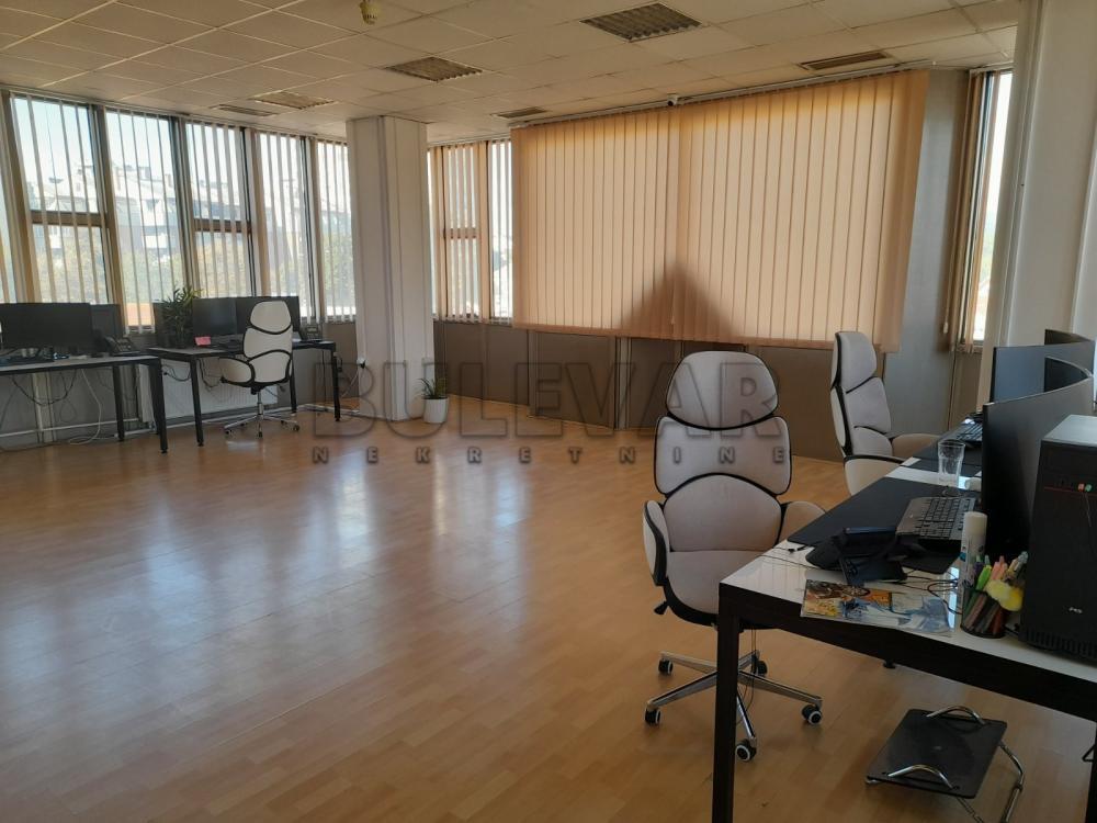 Glavna slika -Cara Dušana,  Lokal za izdavanje, 156m2, 1.200€