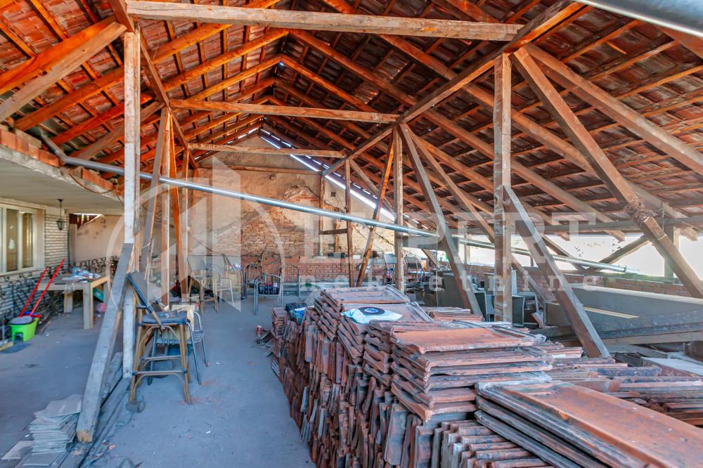 Slika 11 - Bulevar 12. februar,  Lokal na prodaju, 345m2, 650.000€