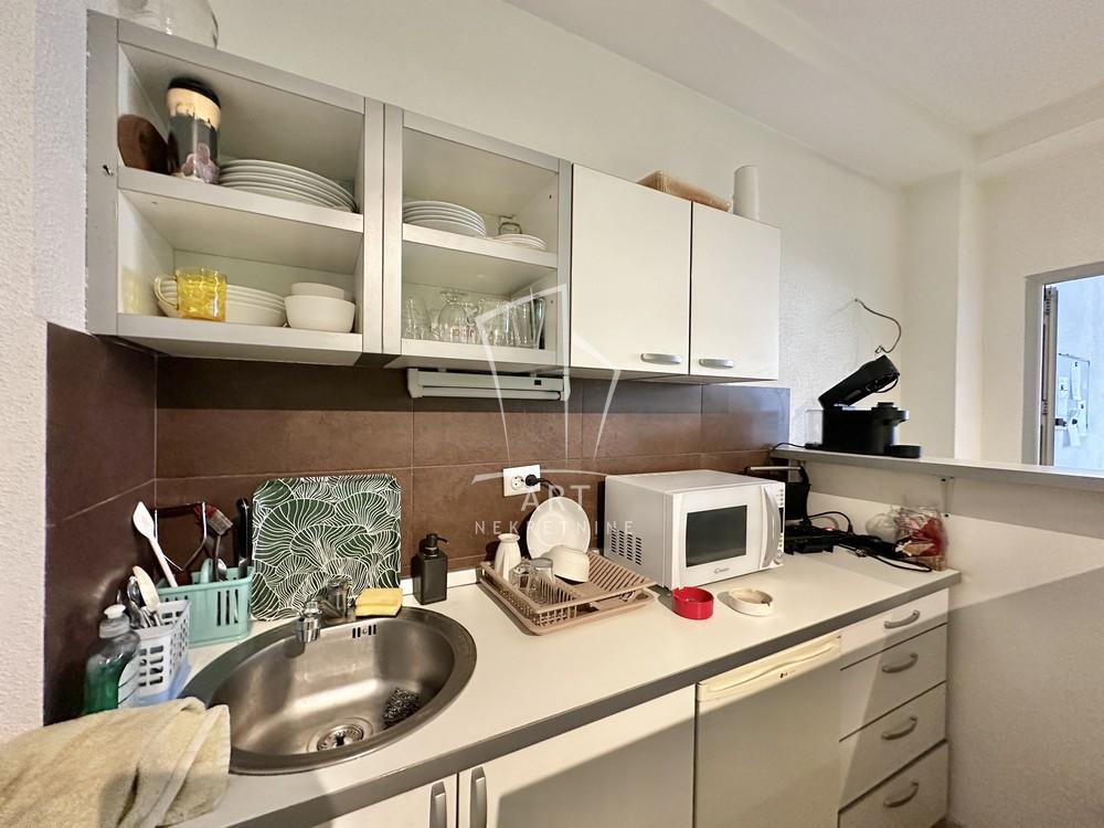 Slika 7 - Vitezova Karađorđeve Zvezde,  Lokal na prodaju, 47m2, 70.000€