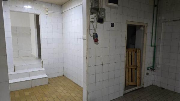 Slika 5 - Bulevar Despota Stefana,  Lokal za izdavanje, 75m2, 600€