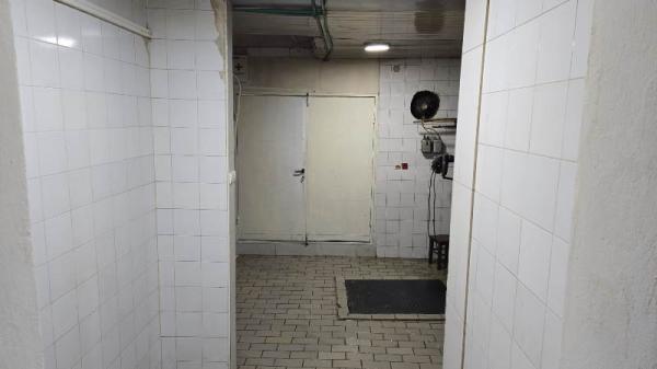 Slika 9 - Bulevar Despota Stefana,  Lokal za izdavanje, 75m2, 600€