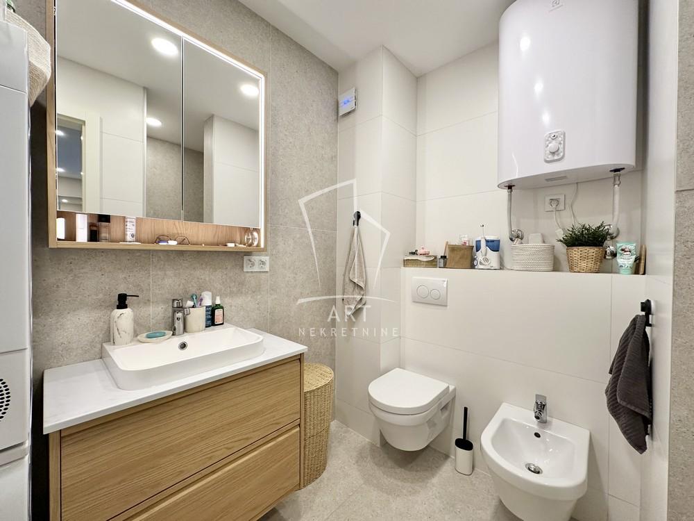 Slika 9 - Pregrevica, Četvorosoban stan na prodaju, 98m2, 500.000€