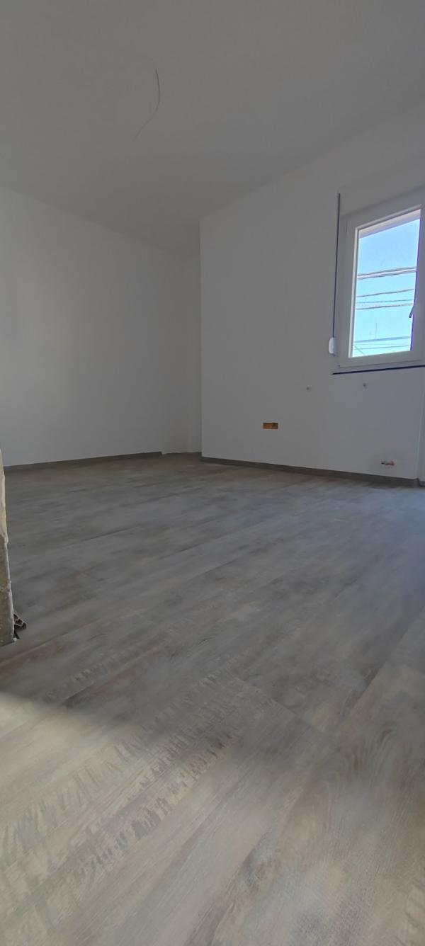 Slika 1 -  Kuća na prodaju, 225m2, 123.000€