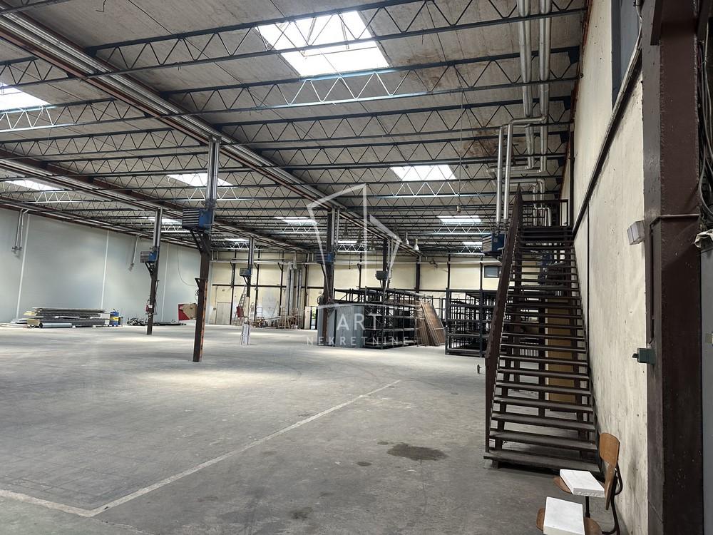 Slika 1 - Batajnički drum,  Lokal za izdavanje, 1200m2, 7.200€