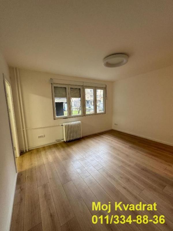 Slika 1 - Jednoiposoban stan za izdavanje, 32m2, 700€