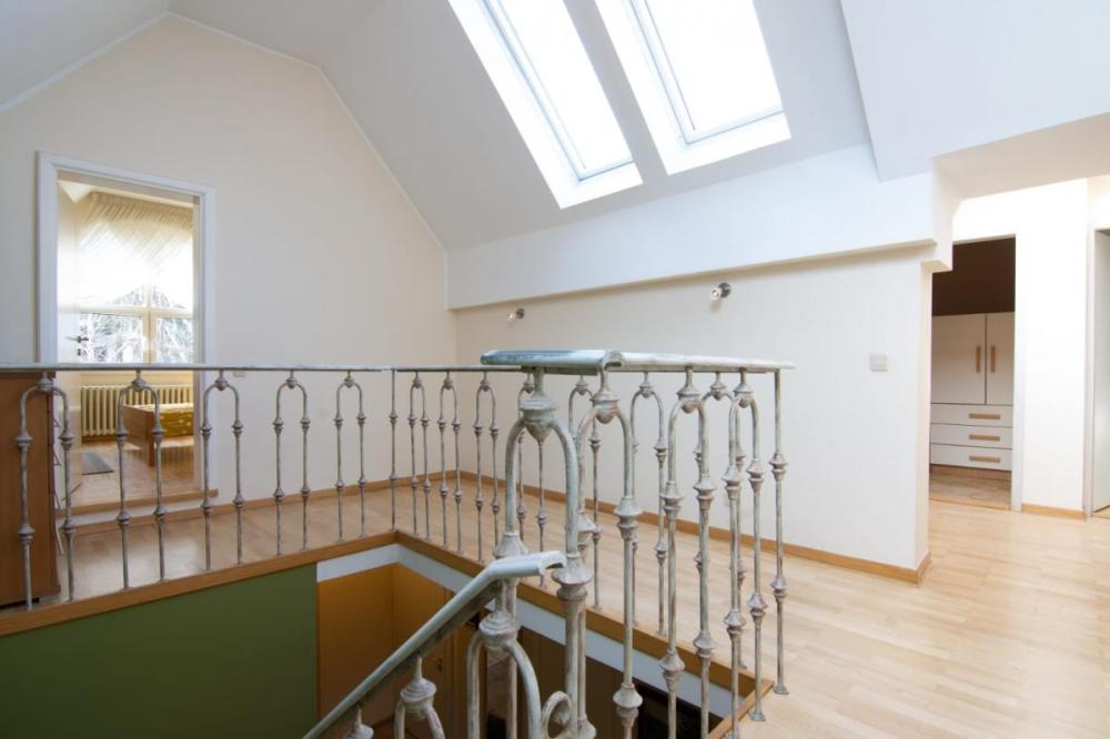 Slika 4 - Stojana Aralice, Kuća za izdavanje, 230m2, 2.600€