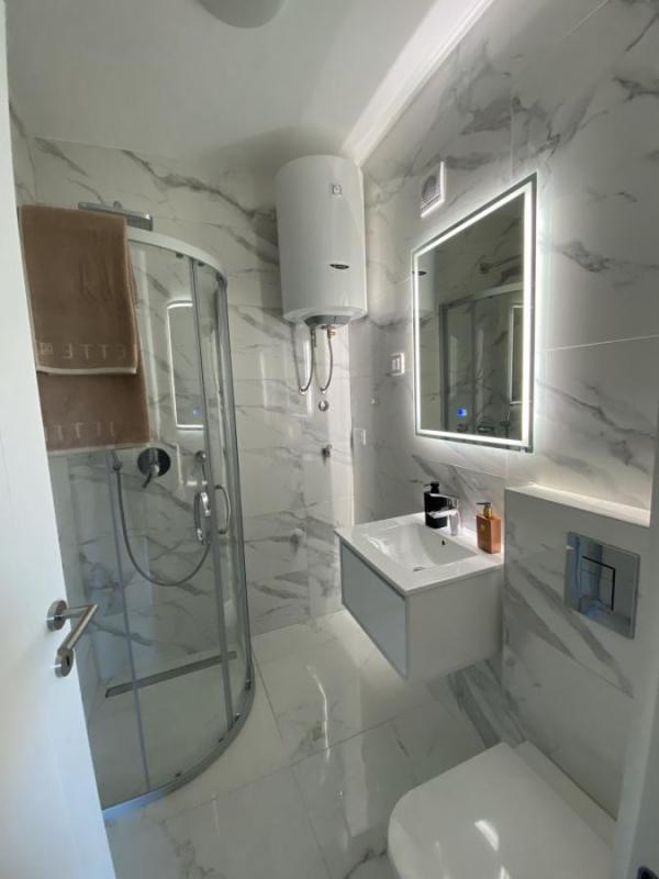 Slika 8 - Jednoiposoban stan za izdavanje, 30m2, 600€