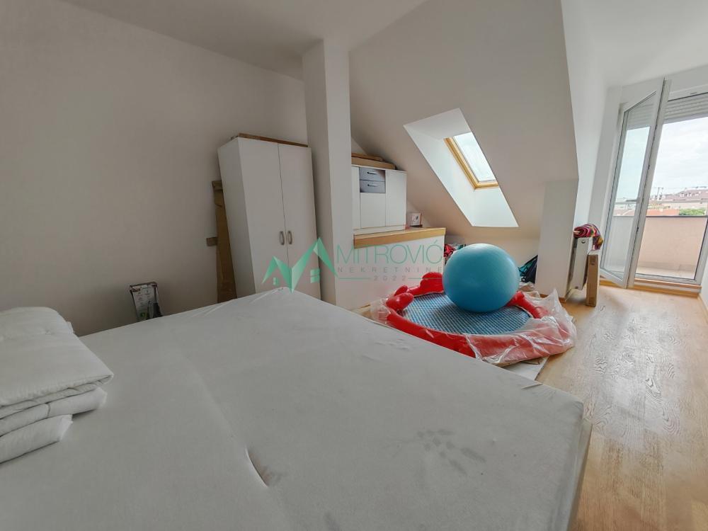 Glavna slika -Dvoiposoban stan na prodaju, 74m2, 200.850€