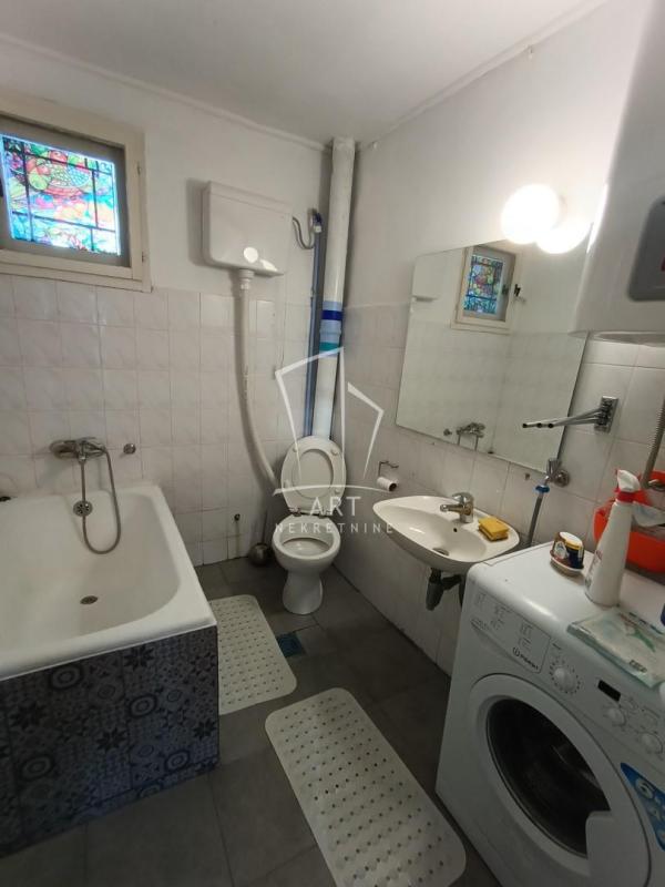 Slika 8 - Kosovska, Petosoban stan na prodaju, 98m2, 600.000€