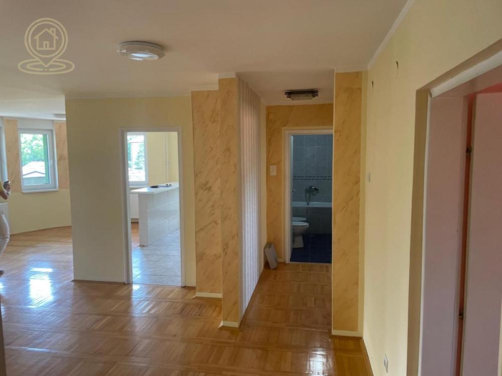 Slika 2 - Četvorosoban stan na prodaju, 108m2, 149.000€