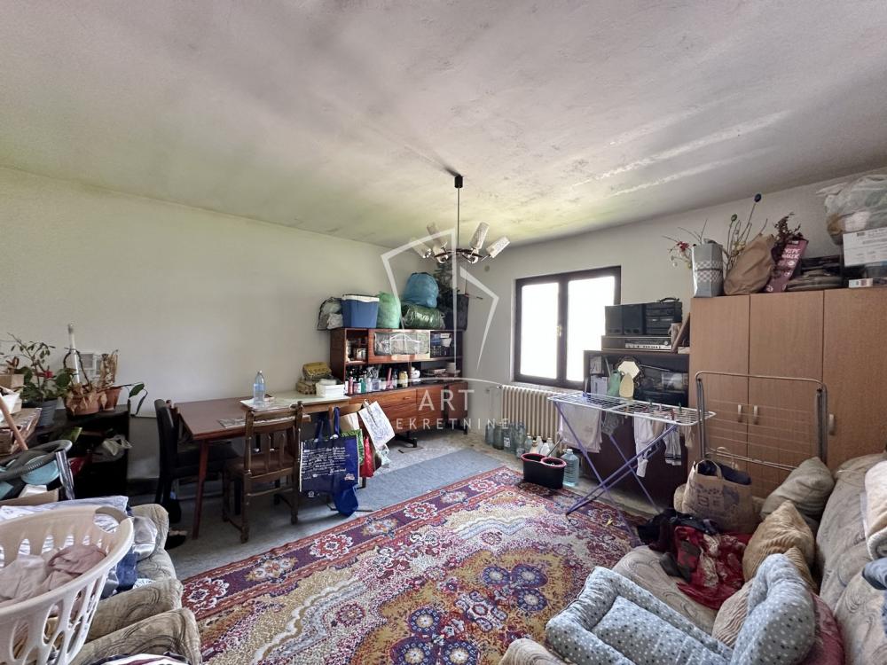 Slika 9 - Sremskih partizana,  Kuća na prodaju, 176m2, 353.000€