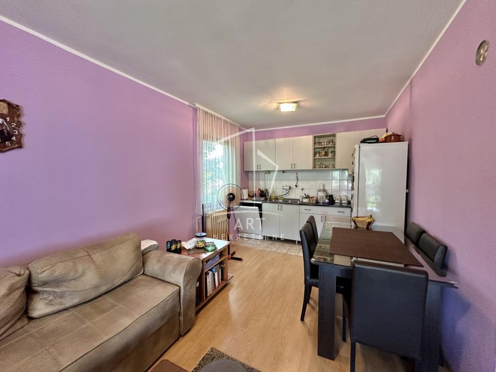 Slika 4 - Sremskih partizana,  Kuća na prodaju, 176m2, 353.000€