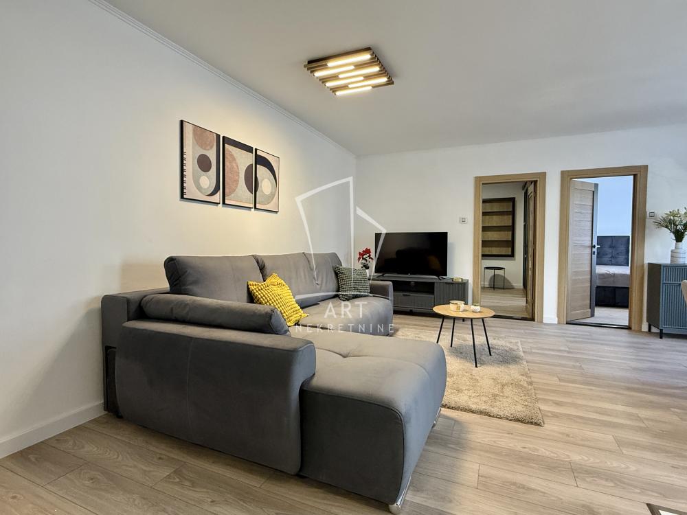 Slika 2 - Mirijevski Bulevar, Trosoban stan za izdavanje, 75m2, 825€