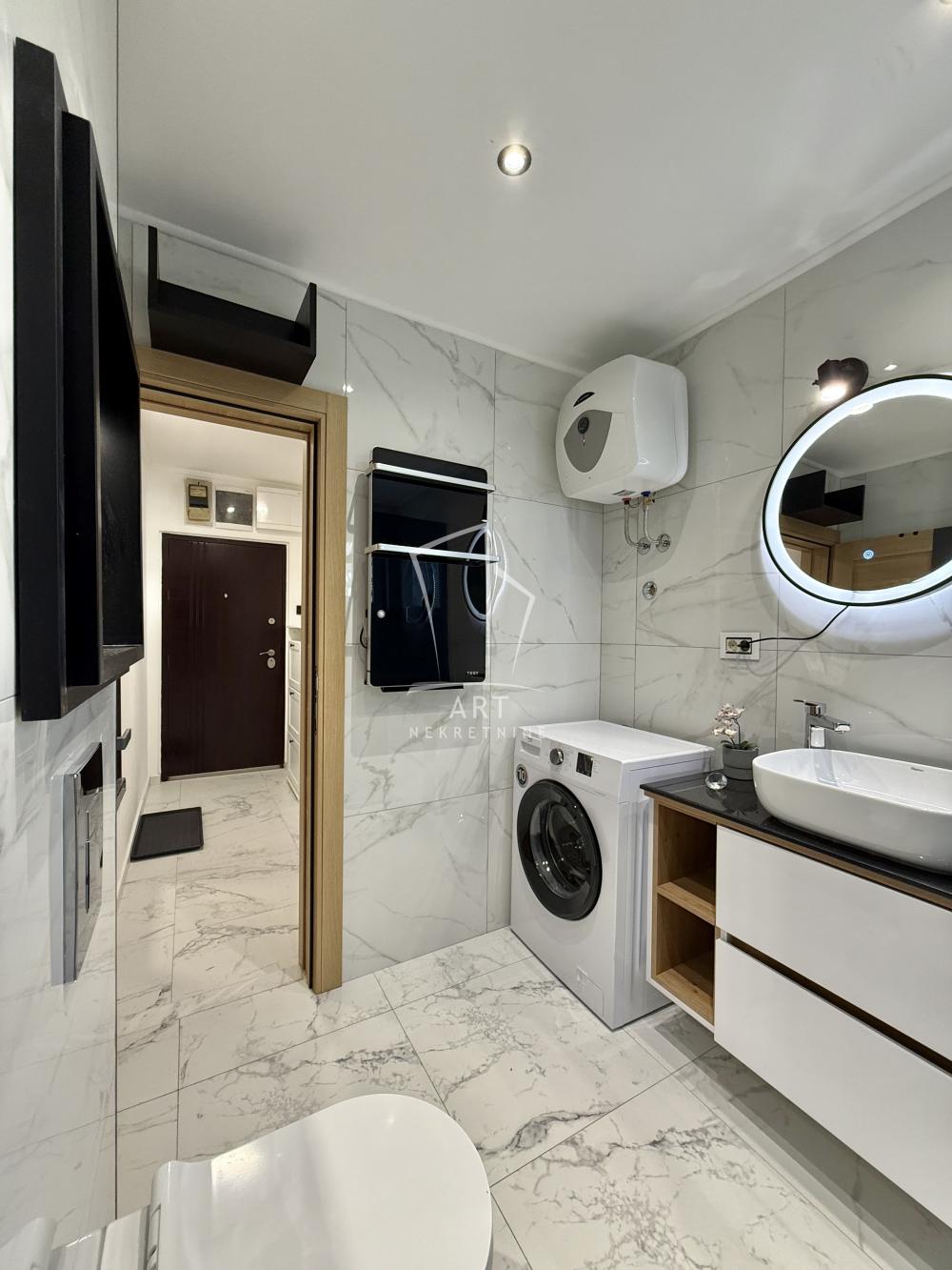 Slika 11 - Mirijevski Bulevar, Trosoban stan za izdavanje, 75m2, 825€