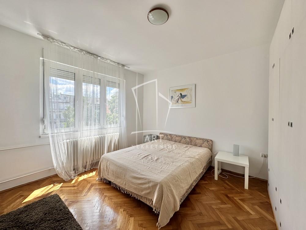 Slika 11 - Kneginje Ljubice, Četvorosoban stan na prodaju, 103m2, 830.000€