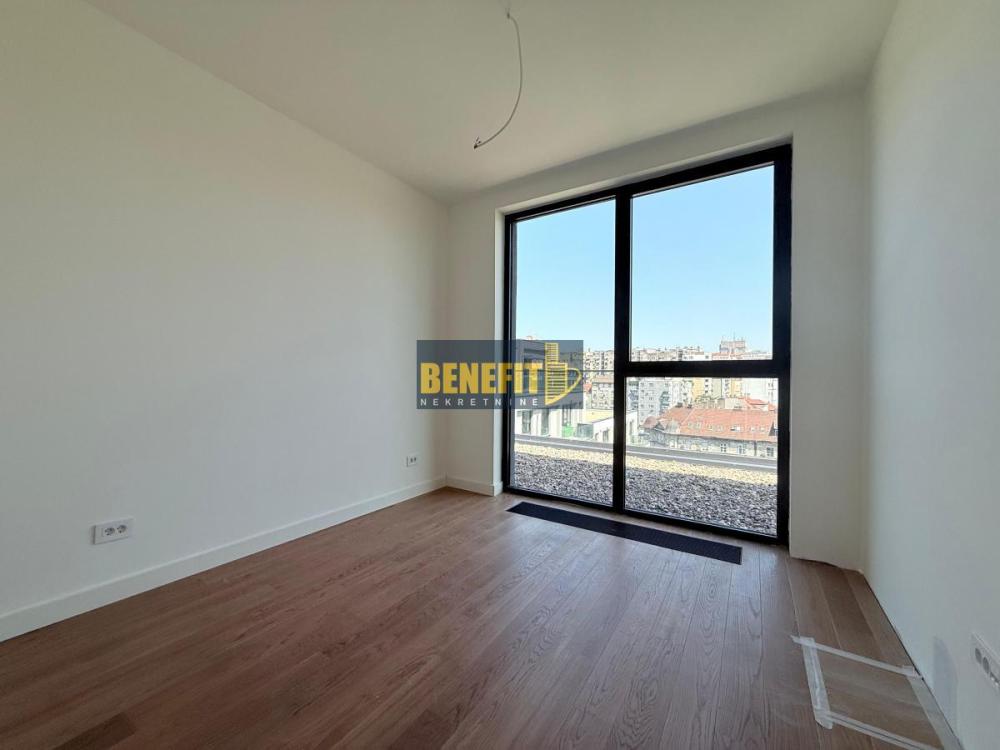 Slika 7 - Petosoban stan na prodaju, 211m2, 971.000€