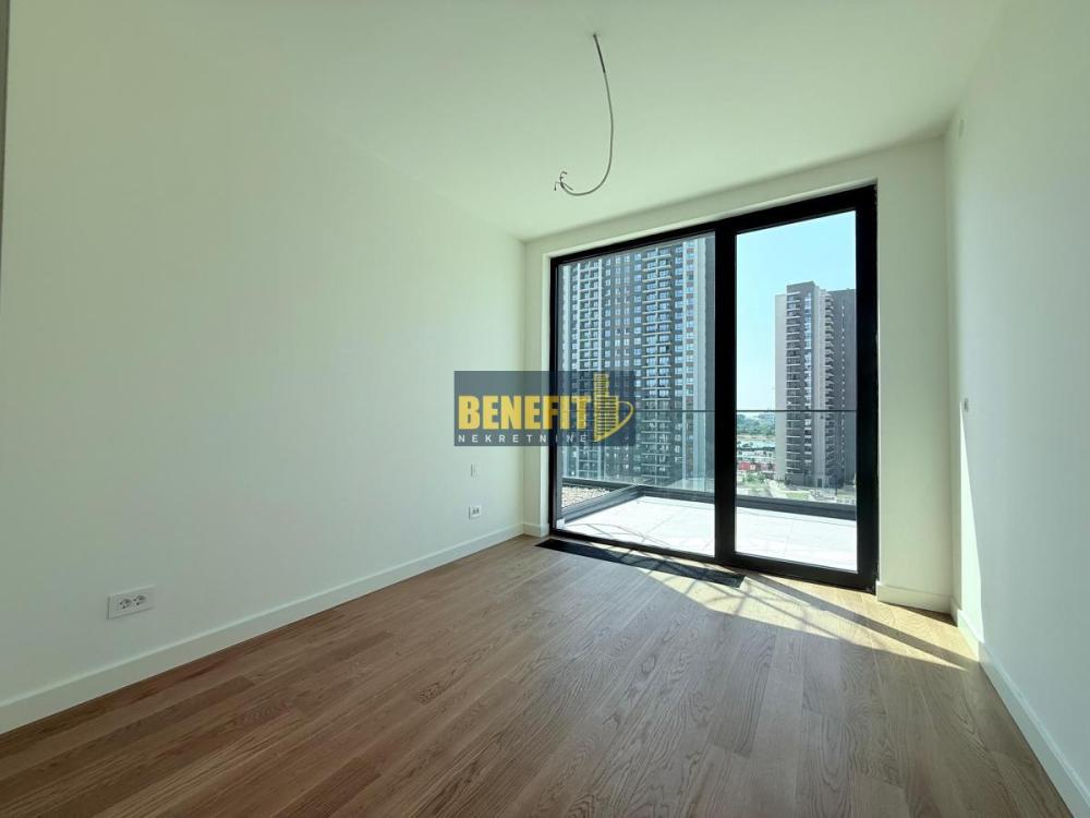 Slika 10 - Petosoban stan na prodaju, 211m2, 971.000€