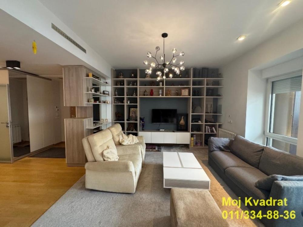 Slika 1 - Trosoban stan za izdavanje, 131m2, 1.990€