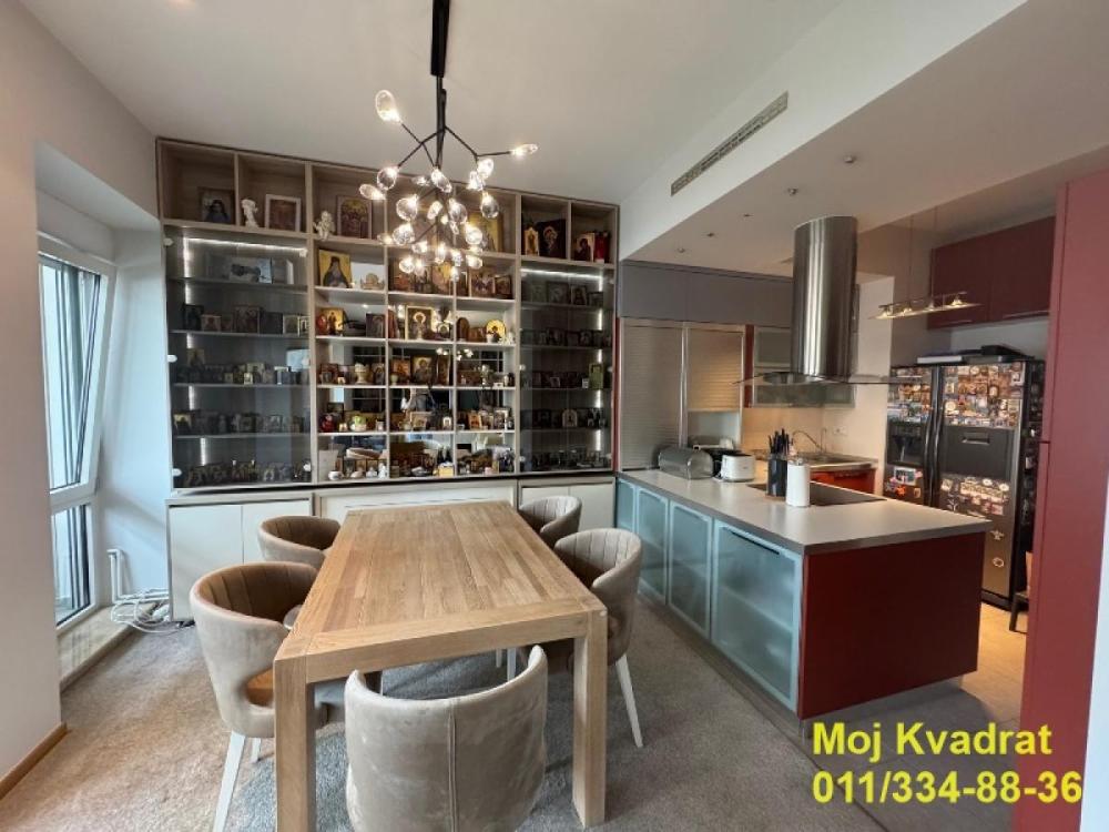 Slika 3 - Trosoban stan za izdavanje, 131m2, 1.990€