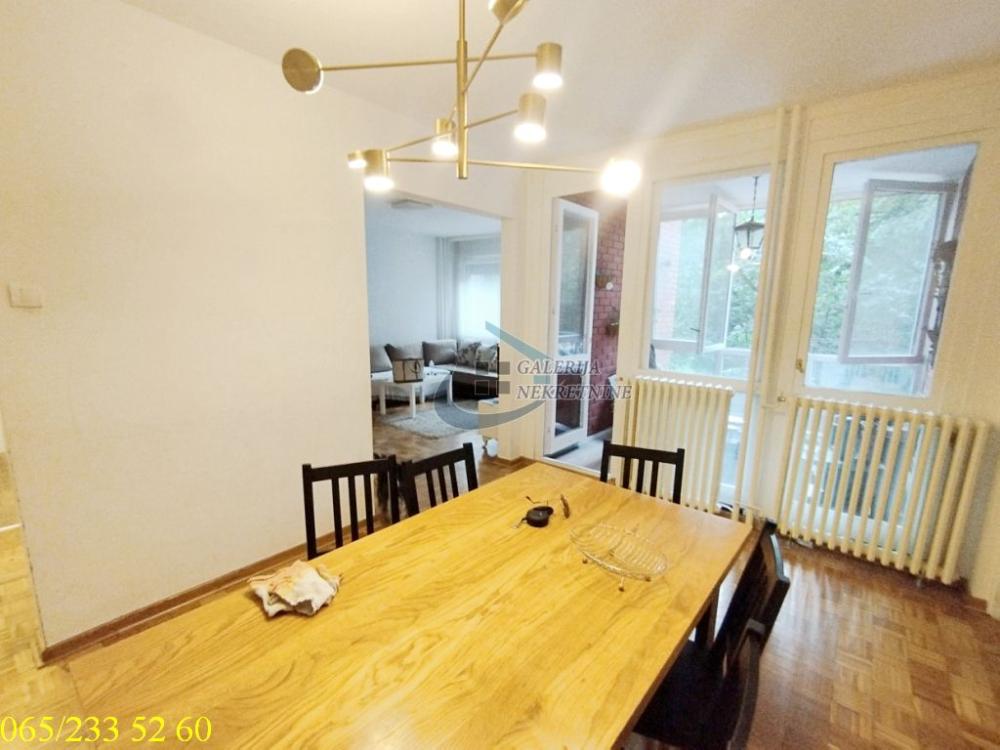 Slika 9 - Patrijarha Joanikija, Četvorosoban stan na prodaju, 94m2, 219.000€