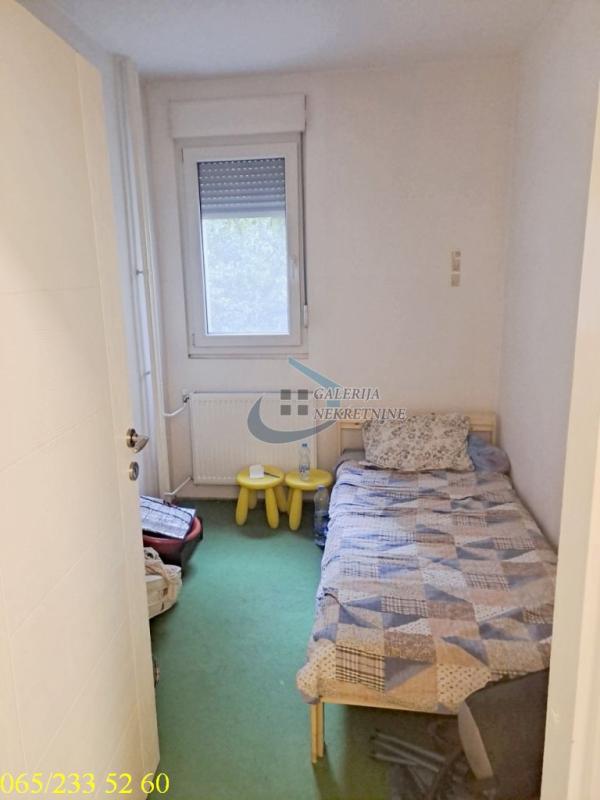 Slika 1 - Patrijarha Joanikija, Četvorosoban stan na prodaju, 94m2, 219.000€