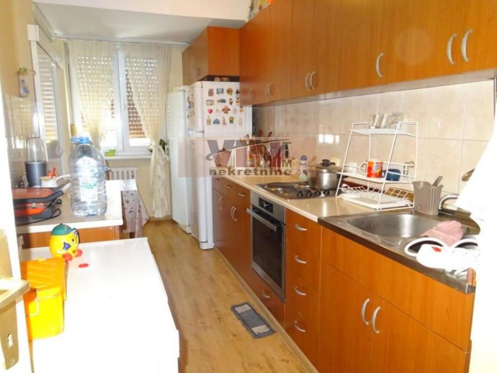 Slika 6 - 27.MARTA, Troiposoban stan na prodaju, 89m2, 320.000€