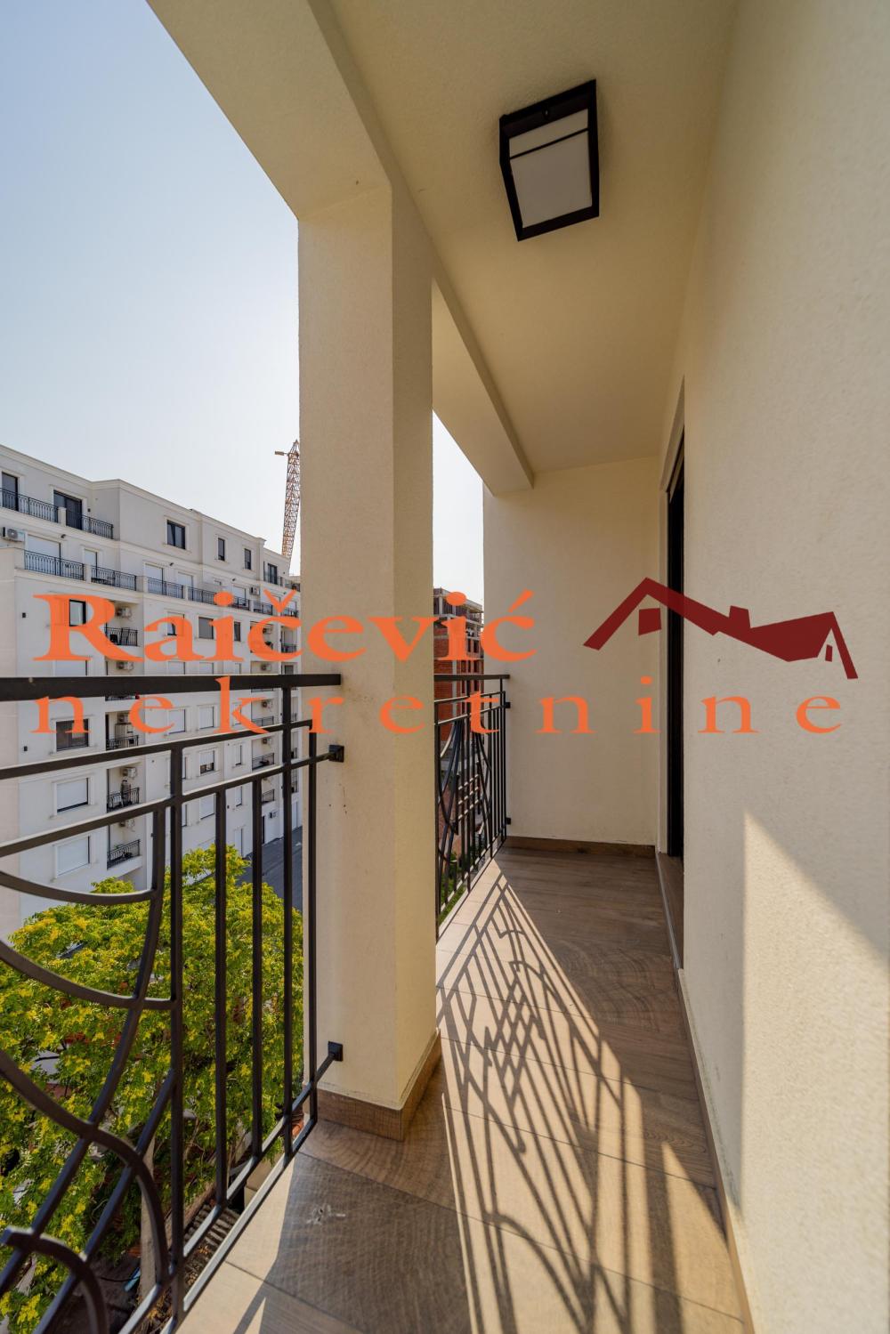 Slika 3 - Dusanovac, Petosoban stan na prodaju, 162m2, 388.000€