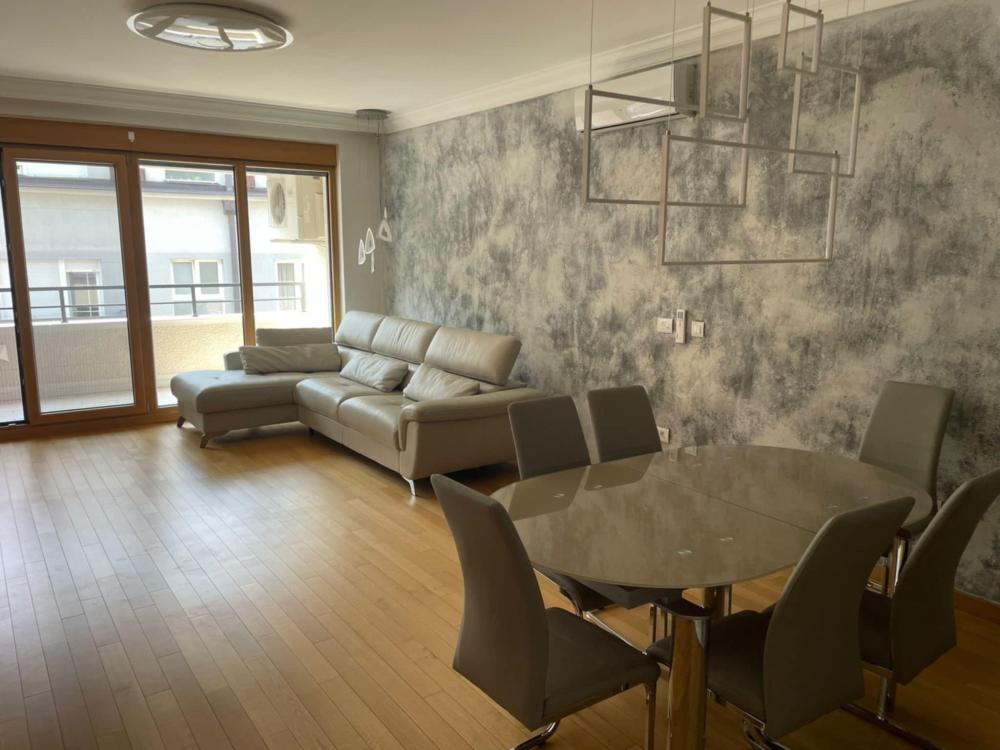 Slika 2 - Stojana Protica, Troiposoban stan za izdavanje, 112m2, 2.300€