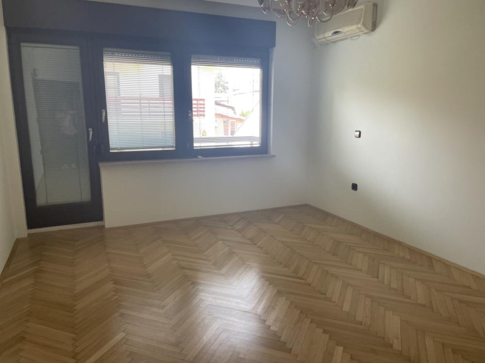 Slika 4 - Kralja Vladimira, Kuća za izdavanje, 361m2, 2.700€