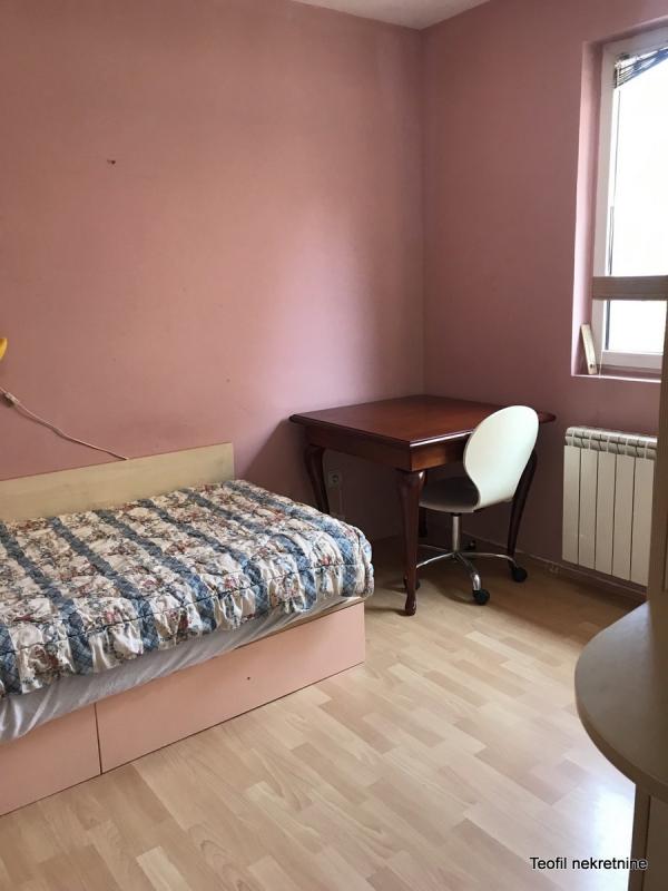 Slika 6 - Jovana Miodragovića, Četvorosoban stan na prodaju, 135m2, 430.000€