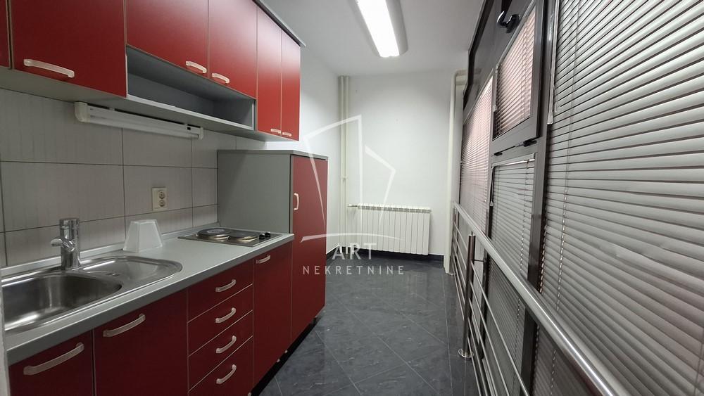Slika 8 - Kosovska,  Lokal za izdavanje, 97m2, 1.500€