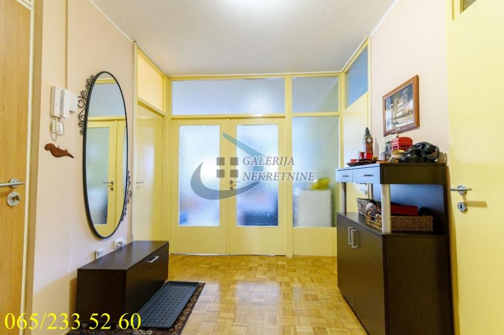 Slika 2 - Sinđelićeva, Četvorosoban stan na prodaju, 112m2, 395.000€