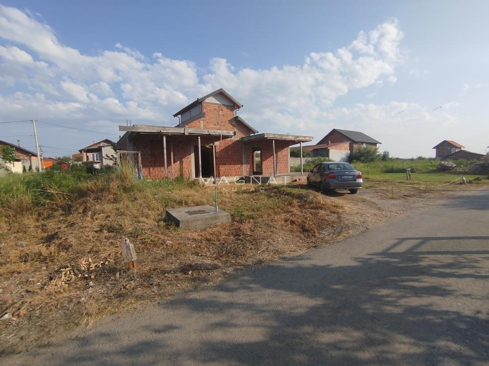 Slika 2 - Kninske Krajine,  Kuća na prodaju, 100m2, 93.000€