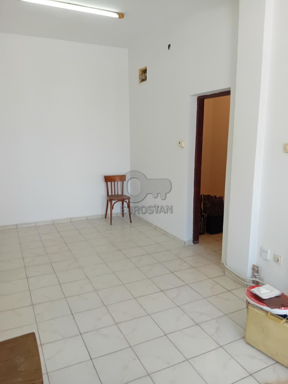 Slika 1 - Vodice,  Lokal na prodaju, 33m2, 37.000€