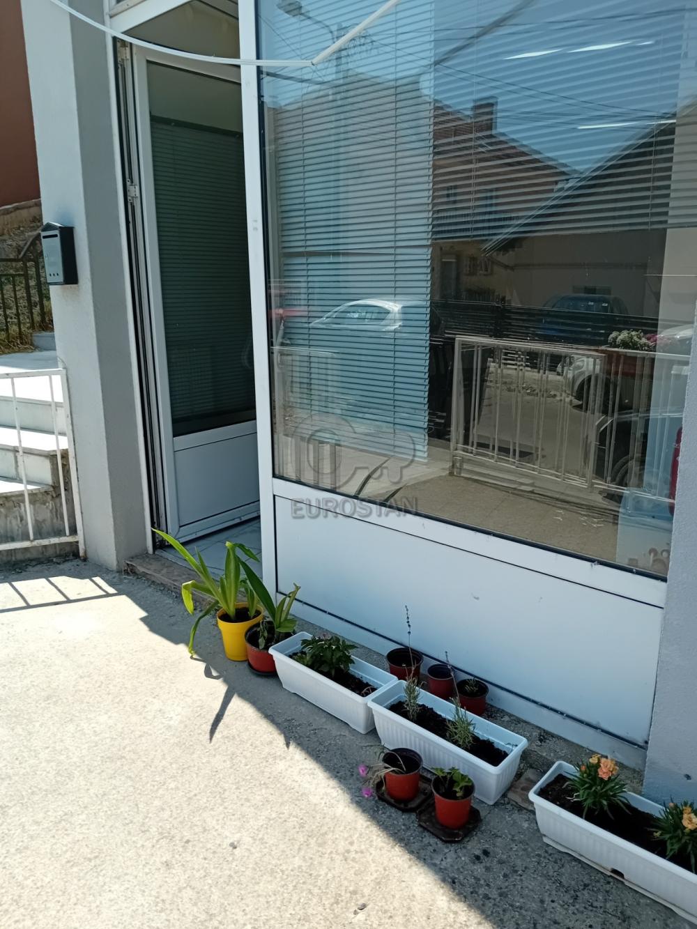 Slika 8 - Vodice,  Lokal na prodaju, 33m2, 37.000€