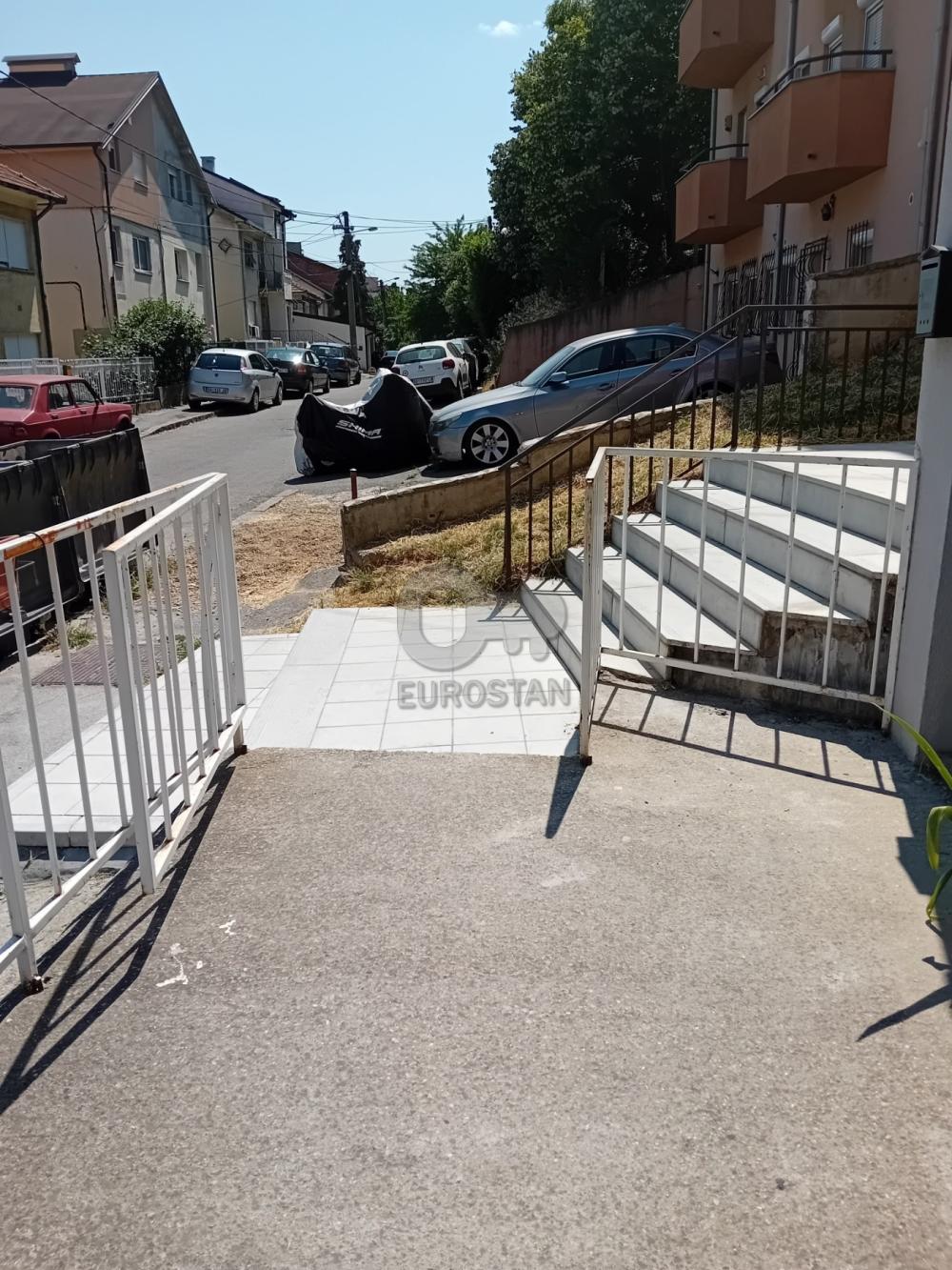 Slika 9 - Vodice,  Lokal na prodaju, 33m2, 37.000€