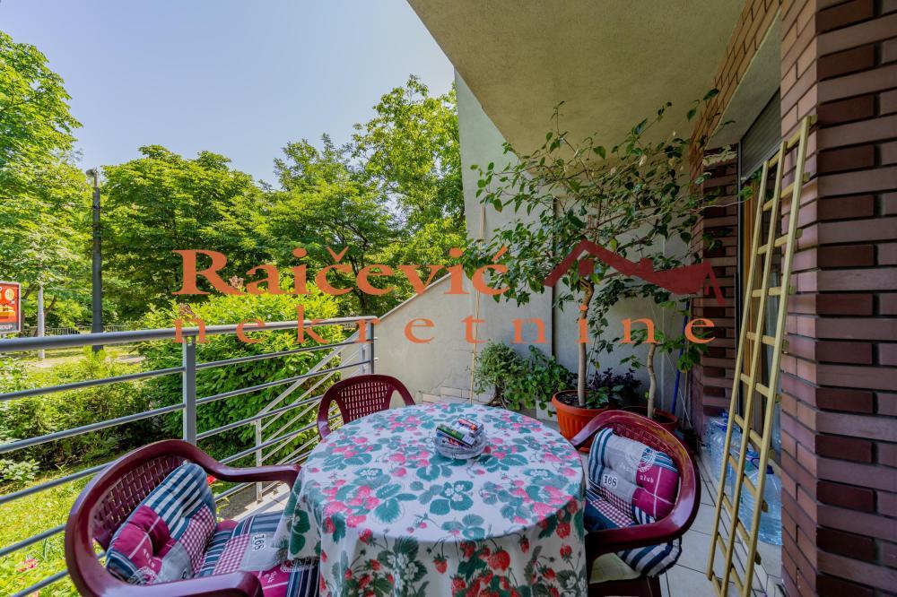 Glavna slika -Raska, Petosoban stan na prodaju, 142m2, 470.000€