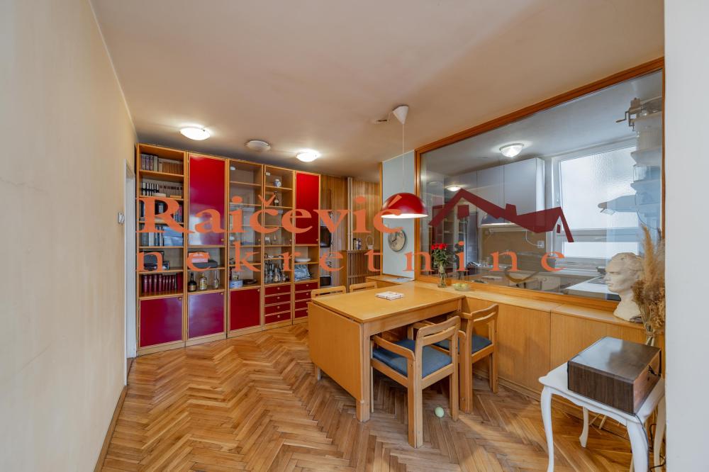 Slika 1 - Bulevar despota Stefana, Troiposoban stan na prodaju, 71m2, 229.000€