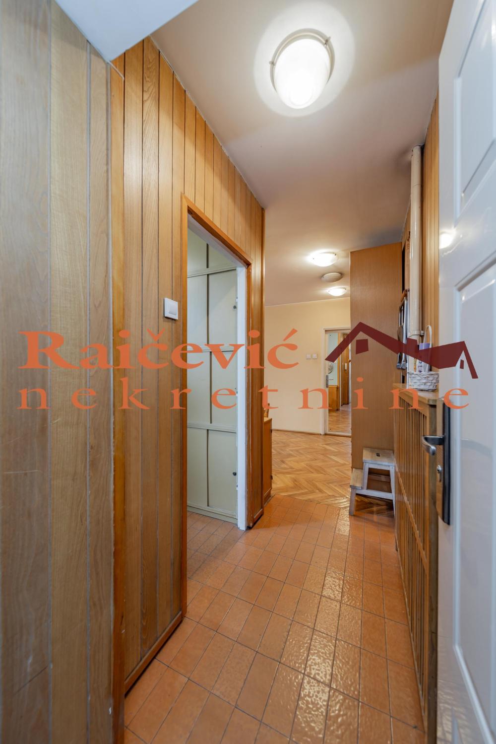 Slika 4 - Bulevar despota Stefana, Troiposoban stan na prodaju, 71m2, 229.000€